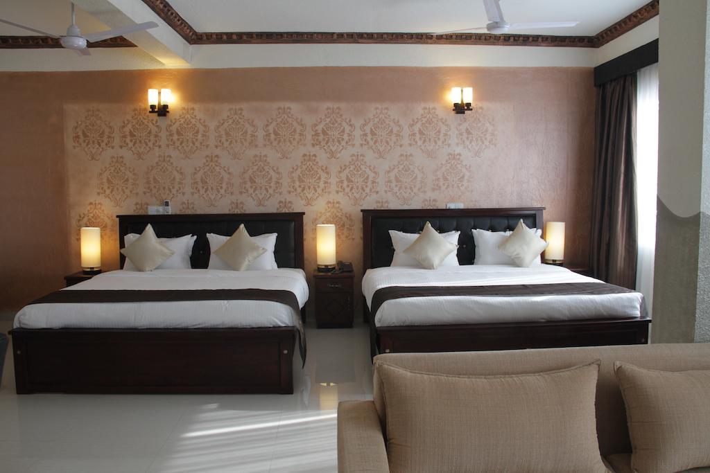 Hotel Sunhill - Kolombo Bagian luar foto