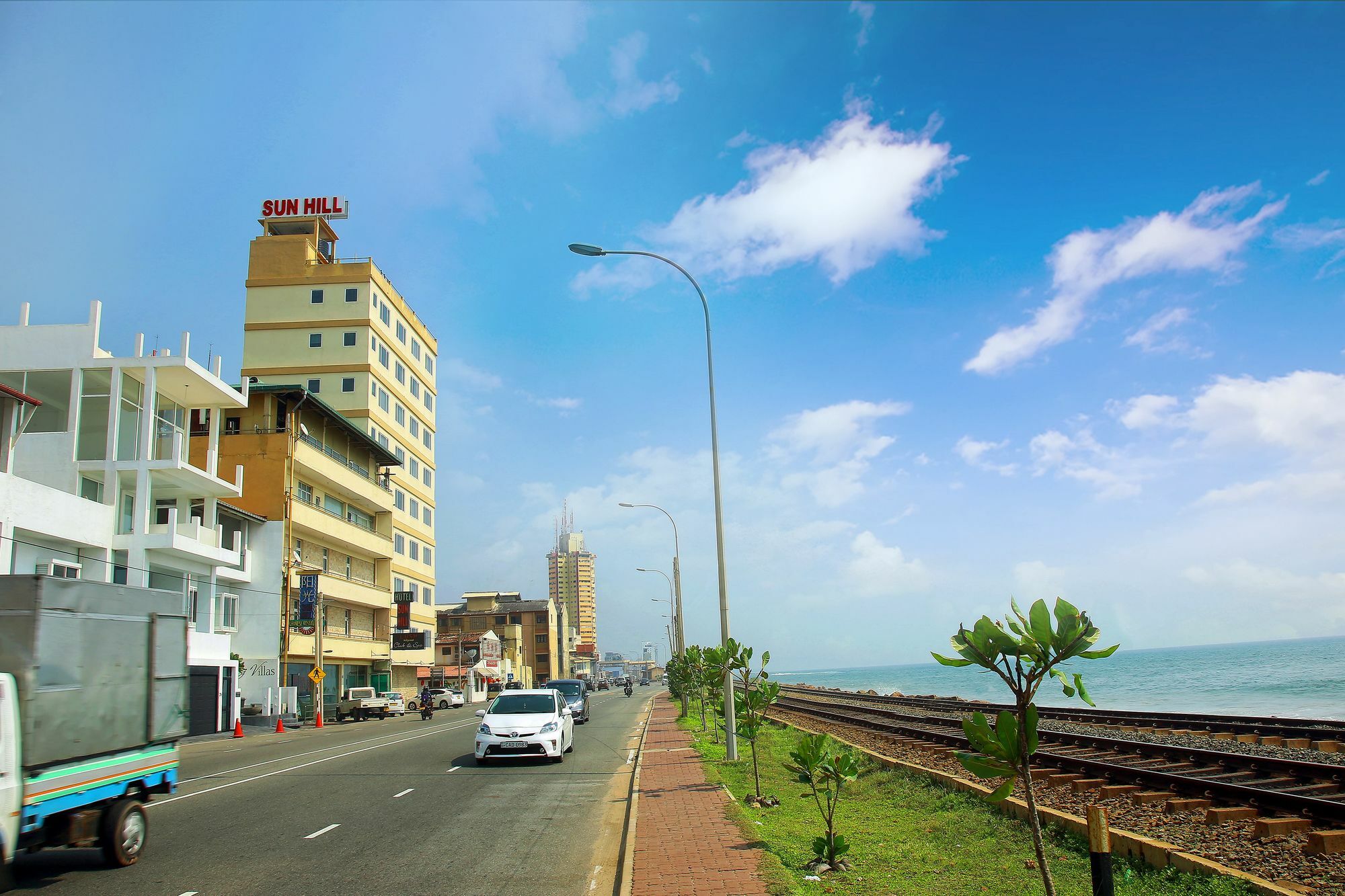 Hotel Sunhill - Kolombo Bagian luar foto