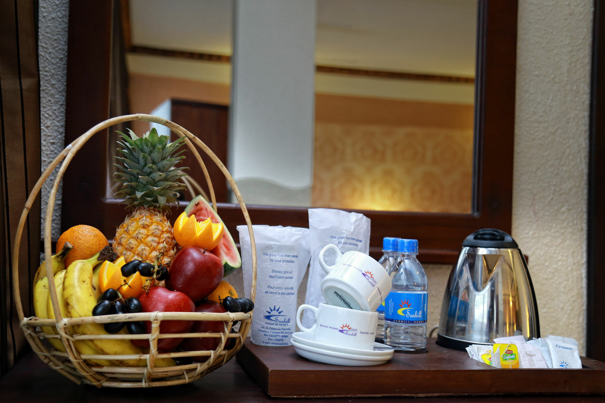 Hotel Sunhill - Kolombo Bagian luar foto