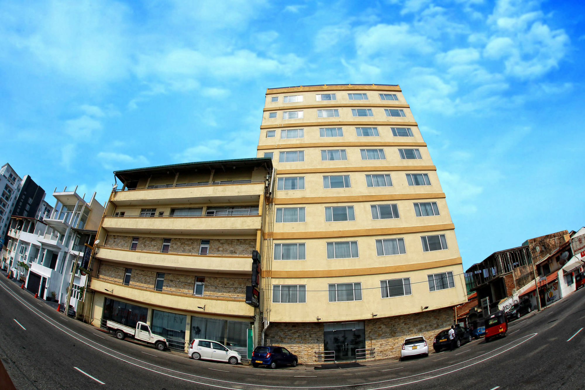 Hotel Sunhill - Kolombo Bagian luar foto